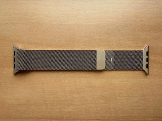 Apple Watch 45mm. Gold Milanese Loop