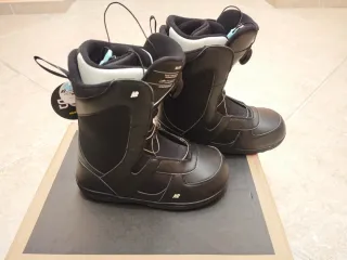 K2 Belief donna scarponi Snowboard taglia 40.5