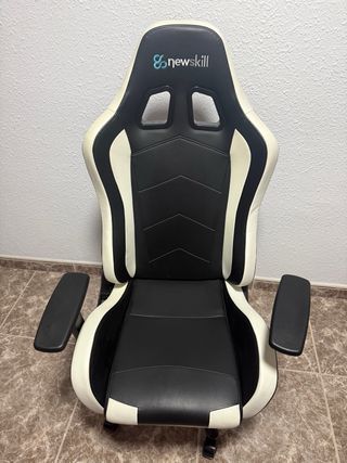 Silla gaming Newskill