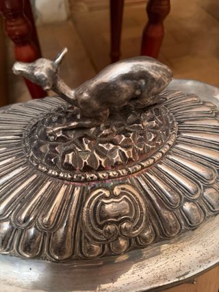 Pareja de Soperas de plata con ciervo