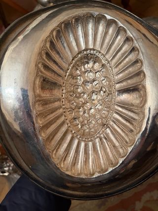 Pareja de Soperas de plata con ciervo