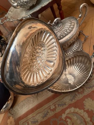 Pareja de Soperas de plata con ciervo