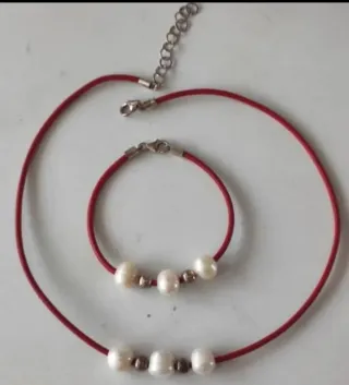 Collares y pulsera piedras y cordón Con plata