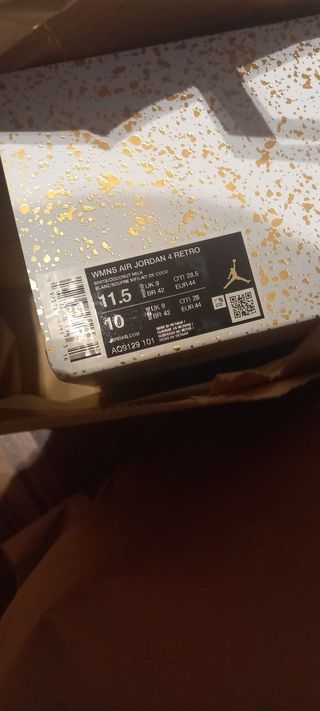 Jordan 4 Retro Blanco Amarillo