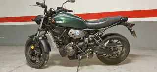 Moto Yamaha XSR 700 (35kw)