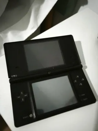 Nintendo DSi Nera