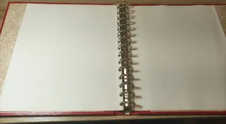 Álbum Filatélico Torres Rojo