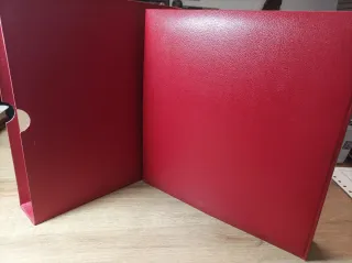 Álbum Filatélico Torres Rojo