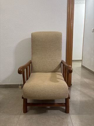 2 Butacas balancín de tela y madera