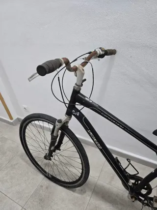 Bicicleta Specialized Negra