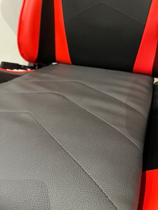 Silla gaming ergonómica y reclinable