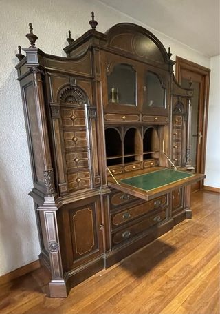 Mueble escritorio estilo holandés