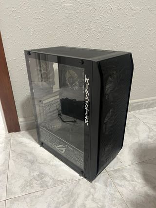 Caja Gaming y Refrigeración Líquida ROG