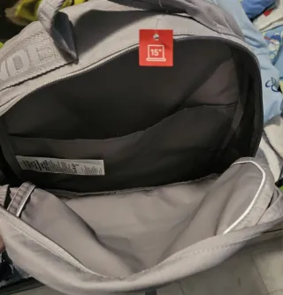 Mochila Under Armour Gris