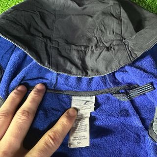 Chaqueta Champion Impermeable Negra y Gris