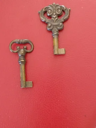Coppia vecchie chiavi decorative