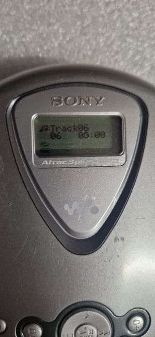 Reproductor CD Sony D-NE270 Walkman Gris