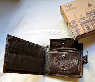 Cartera de hombre, piel genuina. Nueva y con caja