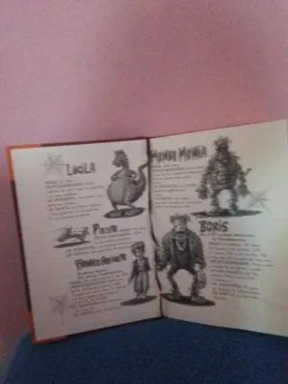 El Monstruoso Libro De Los Monstruos