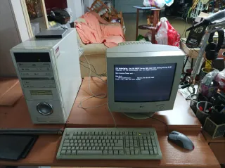 Ordenador LG Completo: Monitor, Torre, Teclado y R