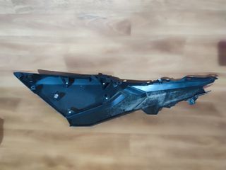 Tapa Trasera Derecha Honda ADV 350 2023