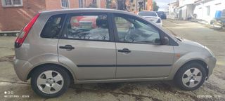 Ford Fiesta 2004