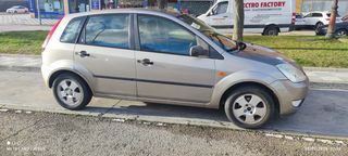 Ford Fiesta 2004