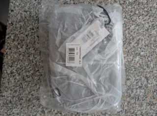 Nuova pochette uomo Guess nera con cinturino