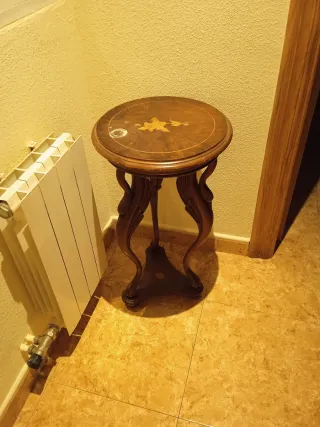 Alacena de salón de madera maciza