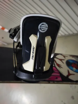 Snowboard "Nitro" modelo Misfit.