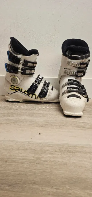 Botas de esquí blancas