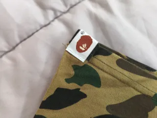 Camiseta BAPE Tiburón Camuflaje
