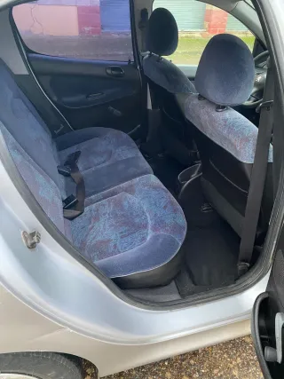 Peugeot 206 2000