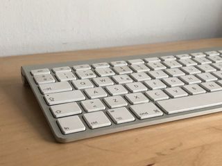 Teclado Apple Bluetooth A1314 Español