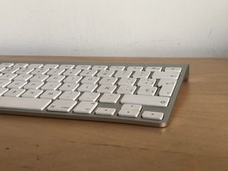 Teclado Apple Bluetooth A1314 Español