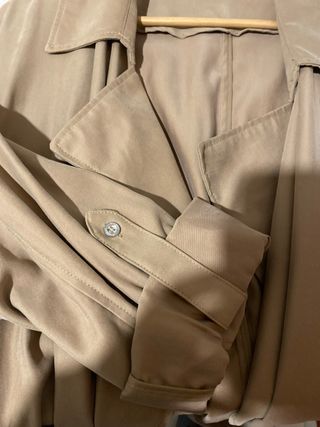 Gabardina corta beige