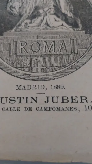 Libro antiguo de 1889 diccionario latino -Español