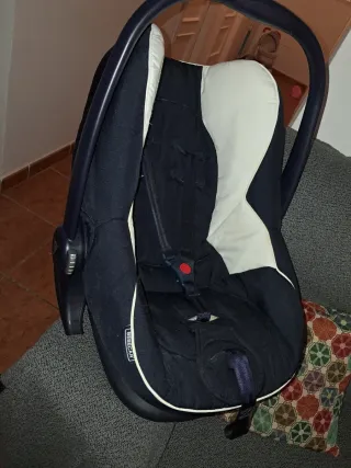 Cochecito Chicco y huevito