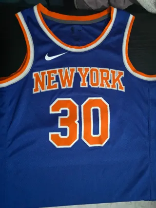 Lote de ropa deportiva, equipos y casual.