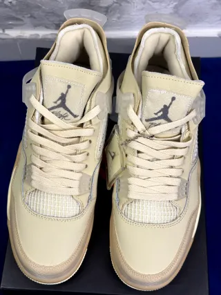 Air Jordan 4 Retro x Off-White “Sail” – Taglia 44