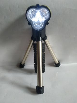 Linterna con tripode