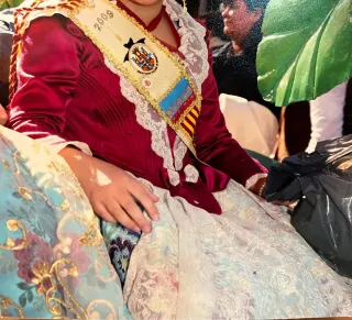 Traje de Fallera completo + corpiño   12/13 años