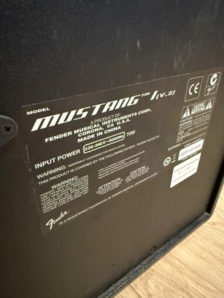 Amplificador Guitarra Fender Mustang V2