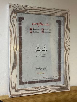 Marco A4 Certificado Madera Nuevo