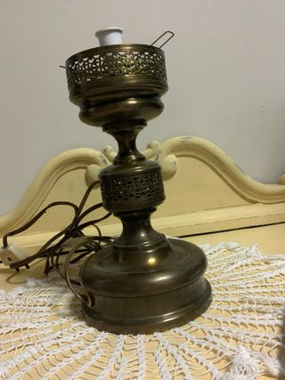 Pie lampara antiguo