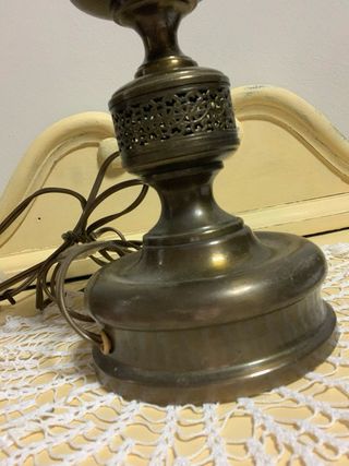 Pie lampara antiguo