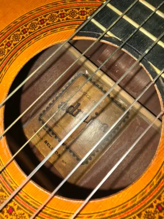 Guitarra clásica española Admira Belinda, funda...