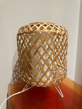 Lámpara de mesa bambú Ikea