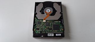 IBM Deskstar 82.3 GB Hard Disk Interno 3.5