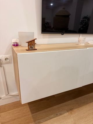 Mueble TV BESTA IKEA 180x42x38cm